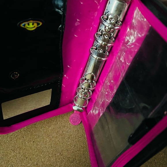 Pink Fuzzy Smiley planner in Mint - Picture 2 of 5